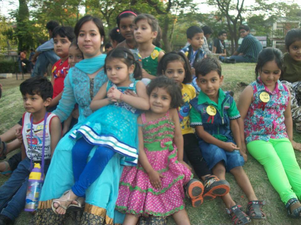 Independence Day 2022 Celebration in Bijwasan, KID'S HUB PLAY SCHOOL SCHOOL